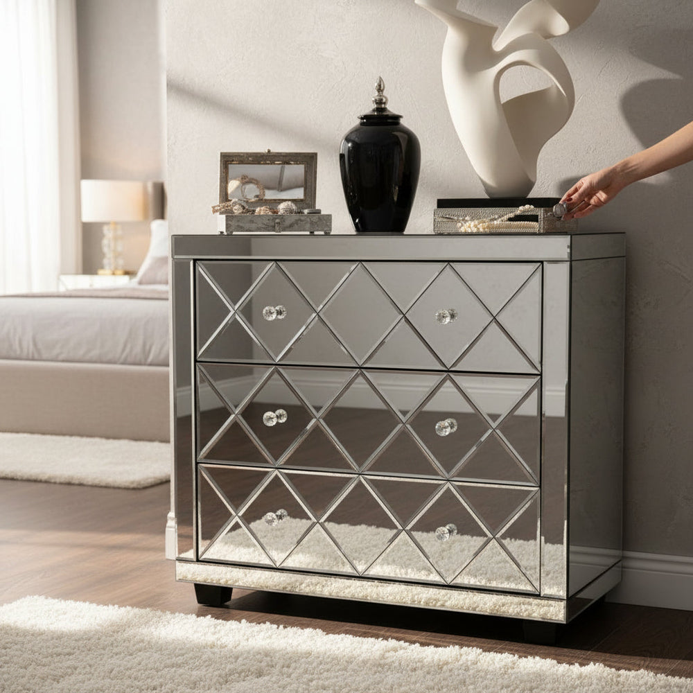 Luxe Mirrored Chester Table