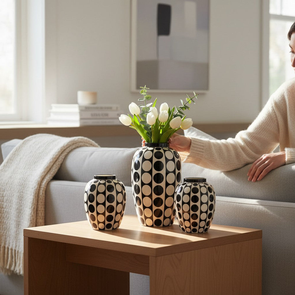 Modern Black n White Table Vases Set