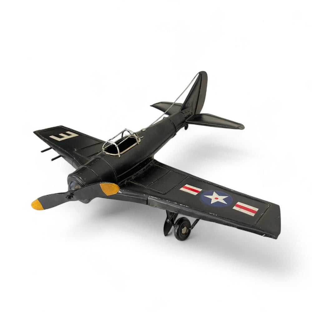 Vintage-style Airplane Decor