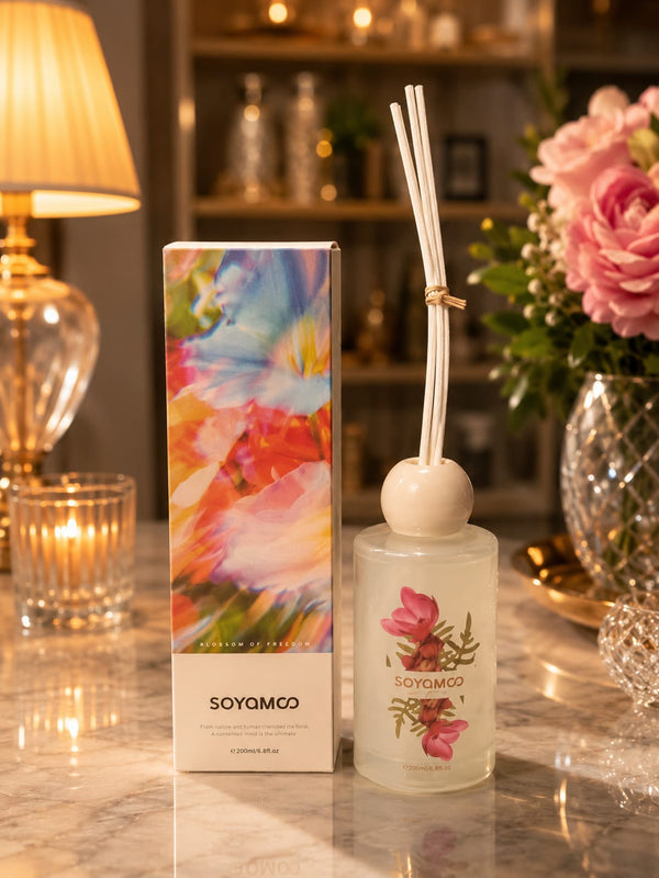 Soyamoo White Floral Reed Diffuser (200 ml)