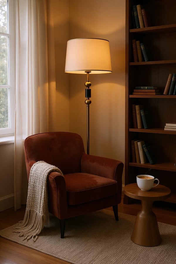 Brass line – Classic Brass Floor Lamp