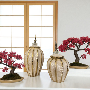 Retro Crown White-Gold Ceramic Mini Jars