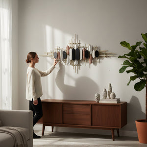 Modern Wall Hanging – Complements Metallic Wall Motives