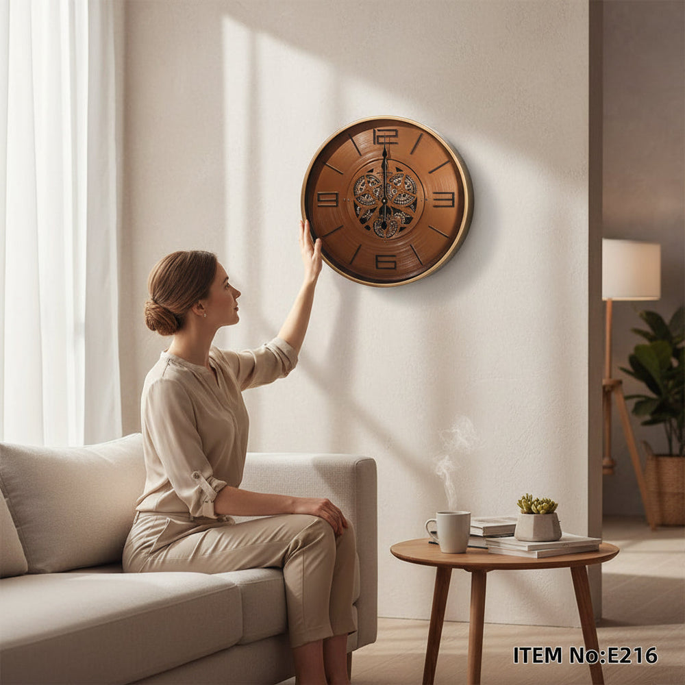 Metallic Gold Mechanical Gears Wall Clock